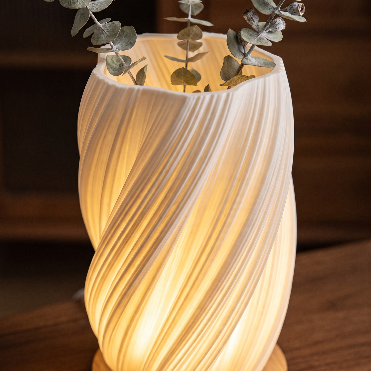 Nela – USB-drevet vaselampe med dimmer